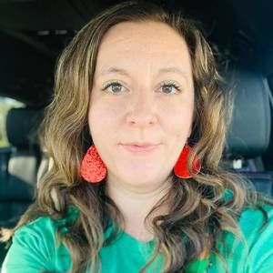 Meet your Posher, Jenn